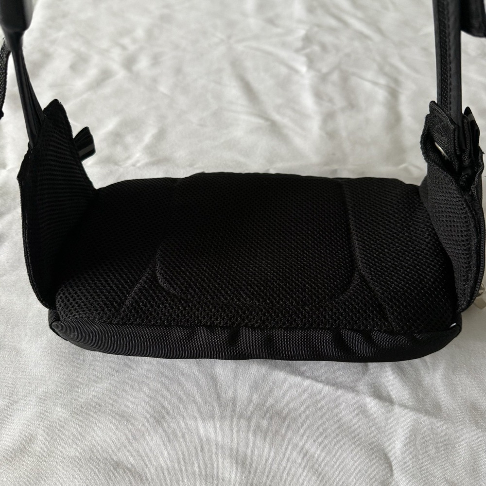 Pacsafe Anti-Theft Waist Bag Black Travel Security Adjustable Strap Crossbody - Picture 5 of 9